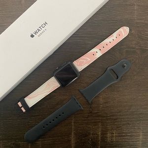 SERIES 3 apple watch with 2 bands black/pink/white